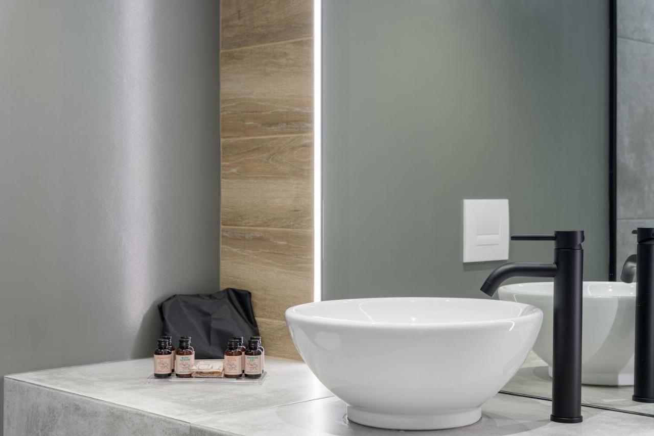 Acropolis Magenta Luxury Suites Athènes Extérieur photo